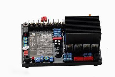regolatore di tensione automatico