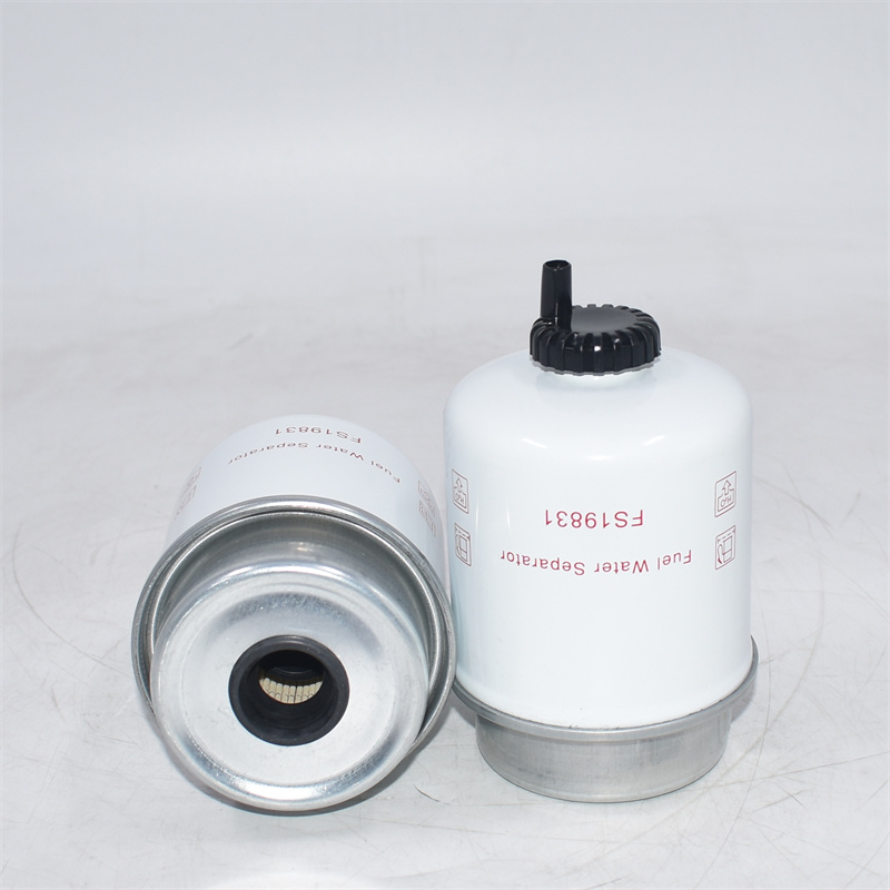FS19831 Separatore acqua carburante RE64449