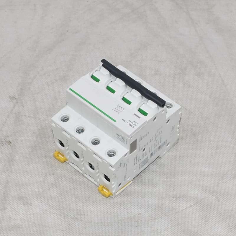 Miniature Circuit Breaker IC65L-C10A-4P safety and protection features