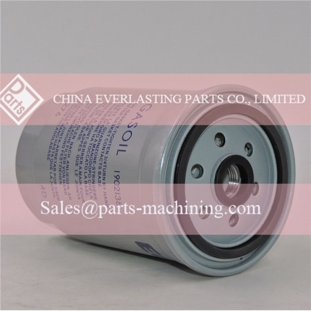 valuta iveco OEM 1902138 filtro carburante
