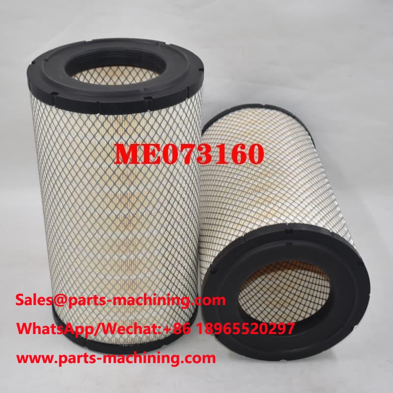 Sostituzione filtro aria ME073160