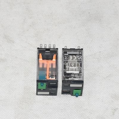 Relè miniaturizzato RXM4AB2BD RXM 24V DC 6A