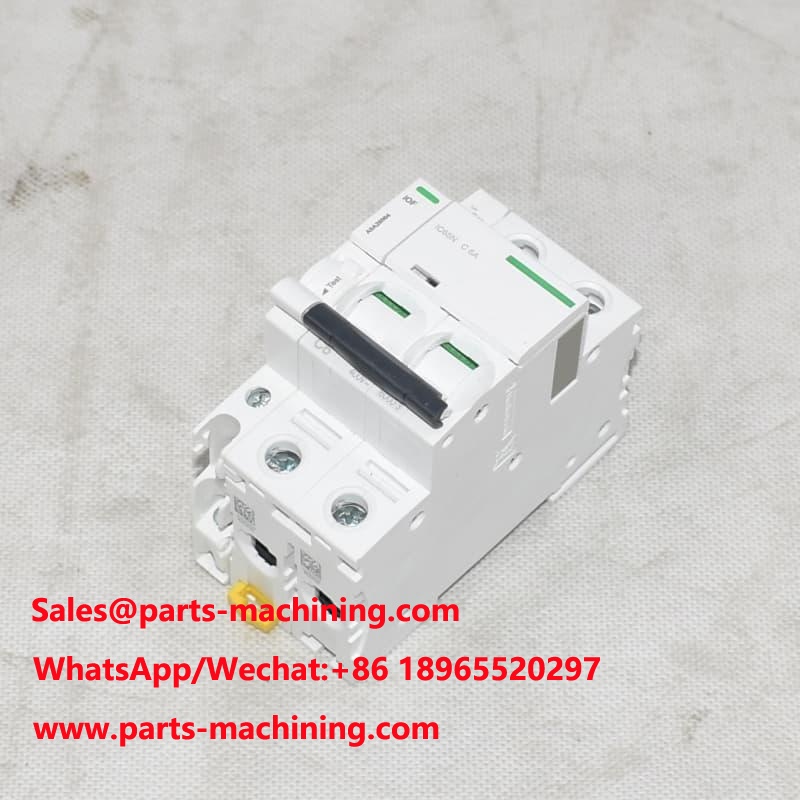 Interruttore automatico IC65N 2P C 6A 400V 6kA