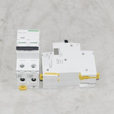 Interruttore automatico miniaturizzato IC65N 2P C20A A9I18220