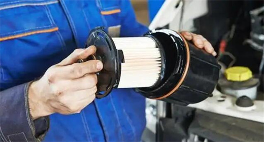 Quanto costa sostituire il filtro del carburante?